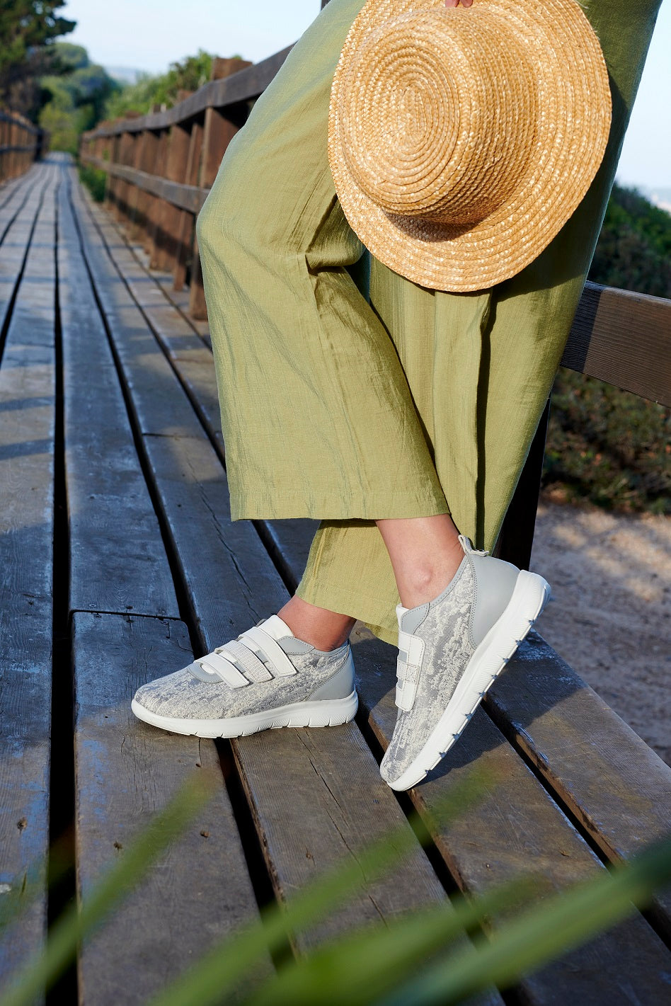 Basket Orthopédique Femme ADOUR Blanc et Gris